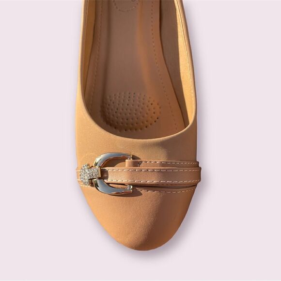 New without Box Cherish Tan Flats Size 11 - Picture 3 of 6